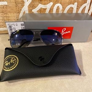 Ray-ban RB3025 new in box aviator gradient gunmetal/polarized blue/grey